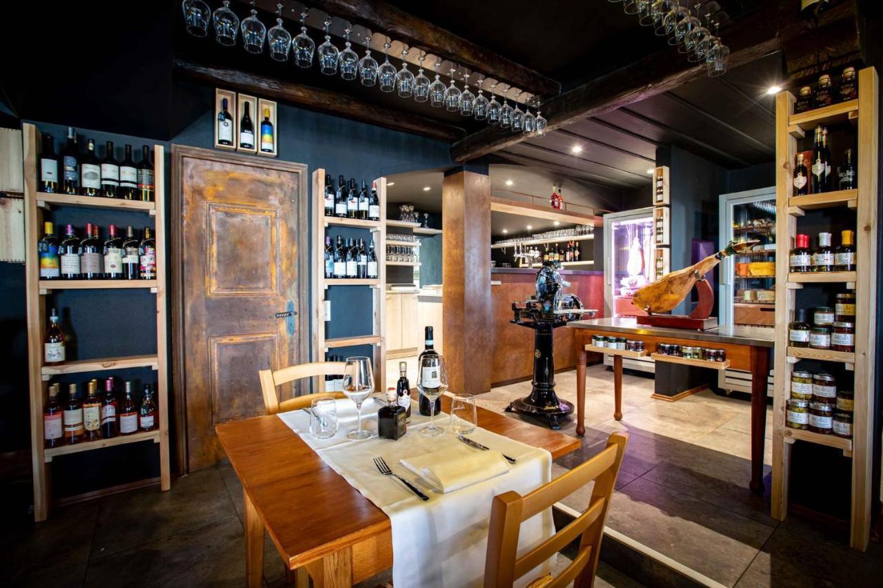 Hotel Osteria Pozzo Locarno Esterno foto